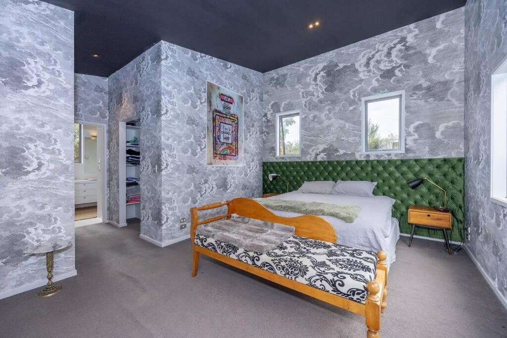 Upstairs Relaxing Loft Ξενοδοχείο Albert Town Εξωτερικό φωτογραφία